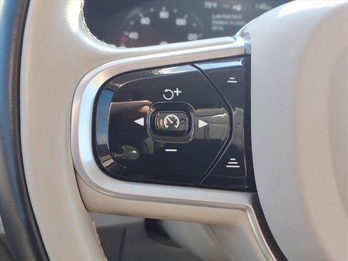 Used 2022 Volvo XC90 T6 Inscription image 15