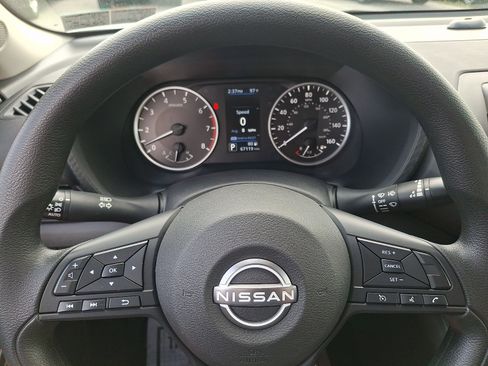 Used 2024 Nissan Sentra S FWD image 18