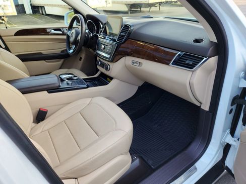 Used 2017 Mercedes-Benz GLE 350 4MATIC image 21