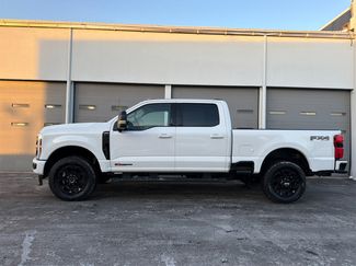 Used 2024 Ford F250 Lariat w/ Lariat Ultimate Package video 4