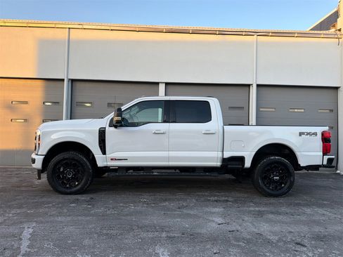 Used 2024 Ford F250 Lariat w/ Lariat Ultimate Package image 4