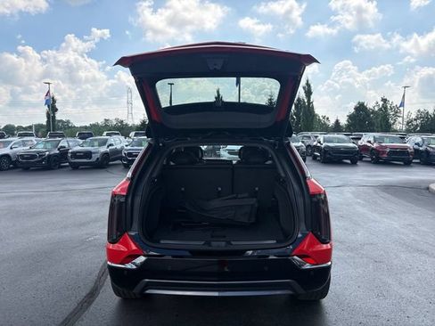 Certified 2026 Cadillac Optiq Sport 2 w/ LPO, Floor Liner Package AWD/4WD image 26