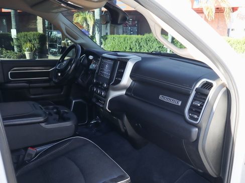 Used 2020 RAM 2500 Laramie image 34