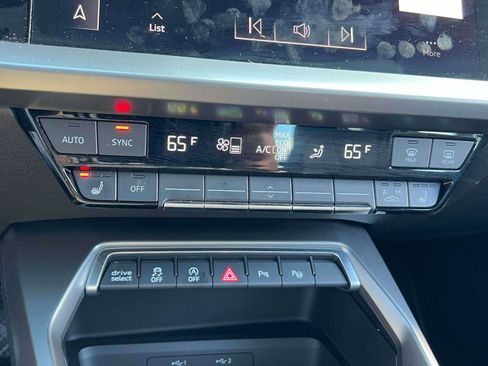 Used 2024 Audi A3 2.0T Premium image 29