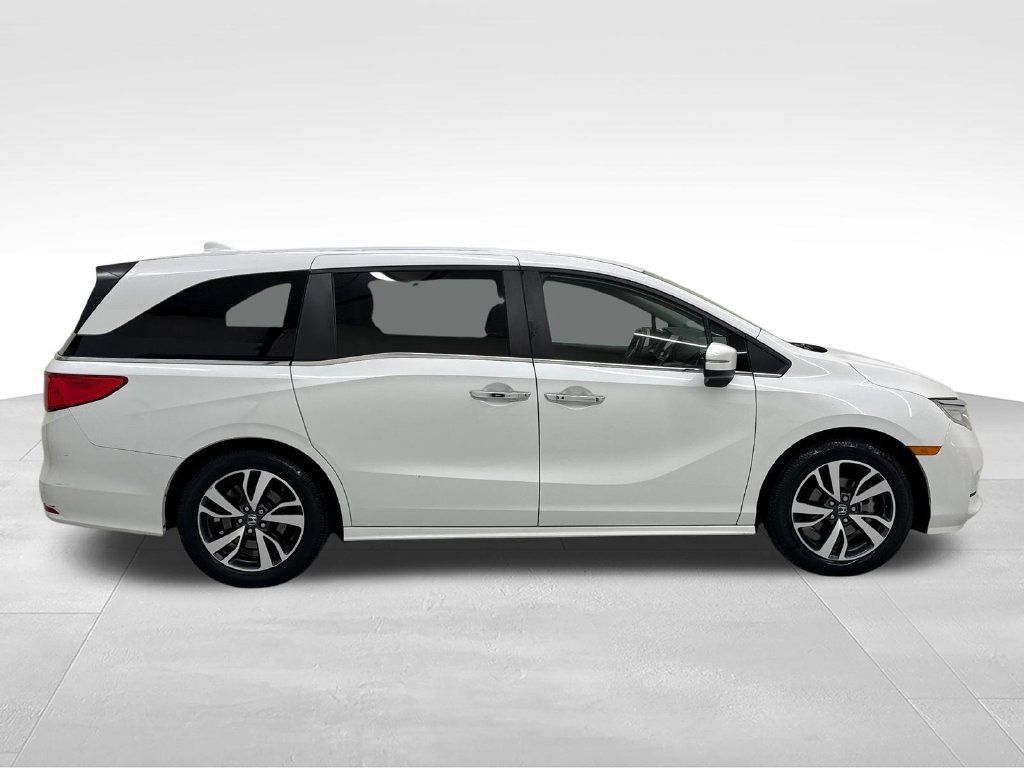 Used 2021 Honda Odyssey Touring image 7