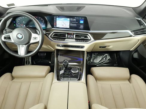 Used 2021 BMW X5 M50i w/ Premium Package image 41