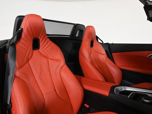 Used 2023 BMW Z4 M40i w/ Premium Package image 16