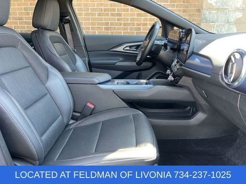 Certified 2024 Chevrolet Equinox EV LT FWD image 26