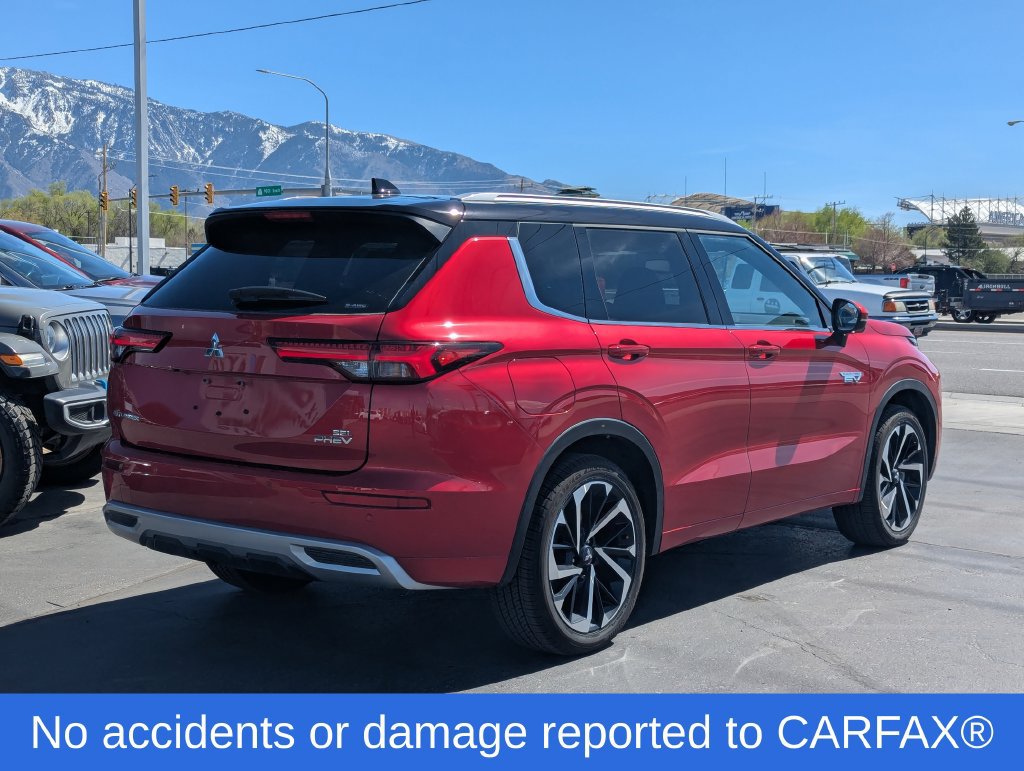 Used 2025 Mitsubishi Outlander 4WD Plug-In Hybrid image 4