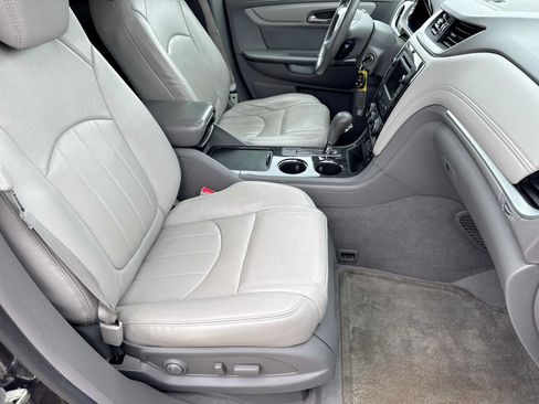 Used 2014 Chevrolet Traverse LTZ AWD/4WD image 21