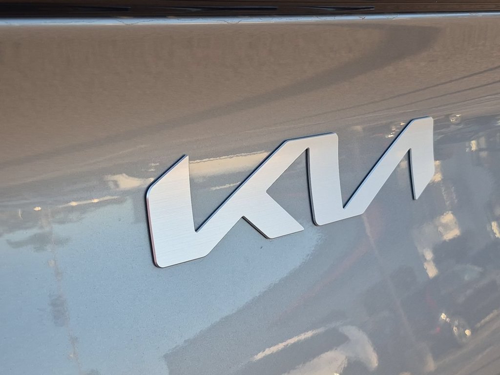 Certified 2025 Kia Sportage LX AWD/4WD image 31