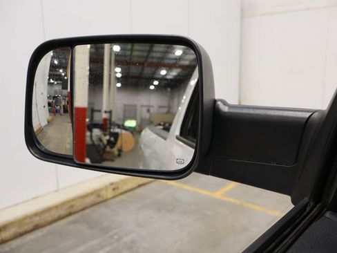 Used 2020 RAM 2500 Tradesman w/ Chrome Appearance Group image 34