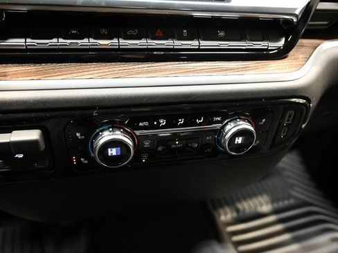 New 2026 GMC Sierra 1500 Elevation image 18