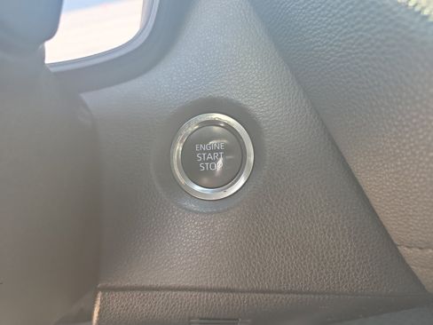 Used 2024 Toyota Corolla SE FWD image 30