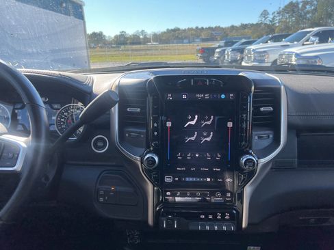 Used 2024 RAM 2500 Laramie image 10
