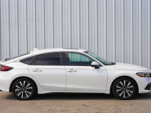 Used 2023 Honda Civic EX-L image 47