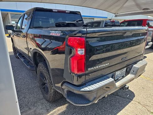 Used 2021 Chevrolet Silverado 1500 Custom Trail Boss AWD/4WD image 4