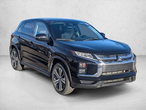 Used 2024 Mitsubishi Outlander Sport S image 3