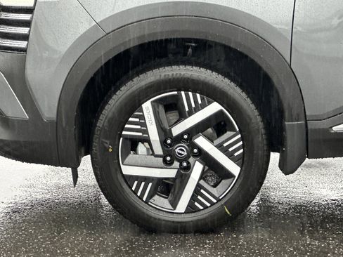 New 2026 Nissan Kicks SV image 25