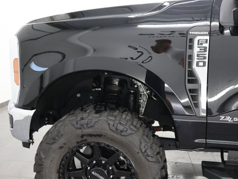 Used 2025 Ford F350 XLT w/ Tremor Off-Road Package AWD/4WD image 31