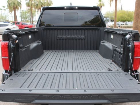 Used 2025 Toyota Tacoma TRD Pro AWD/4WD image 39