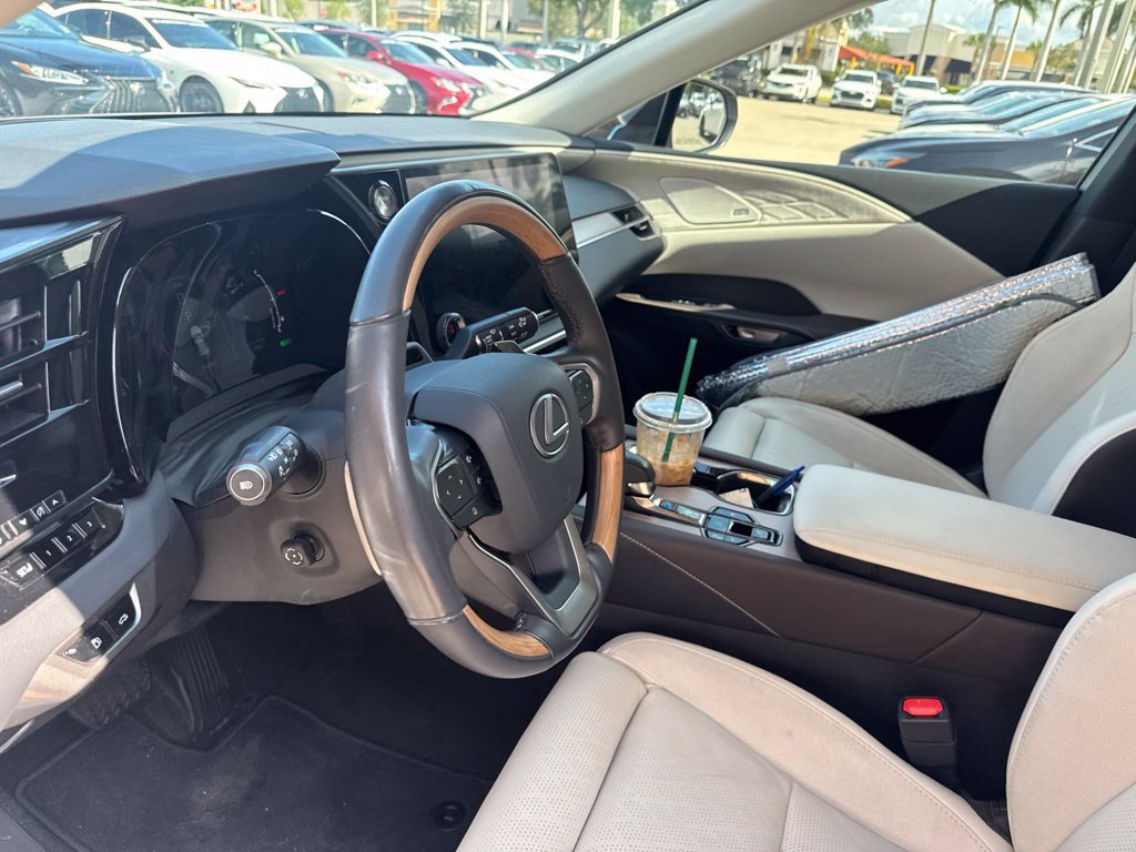 Used 2024 Lexus RX 350 w/ Convenience Package AWD/4WD image 27