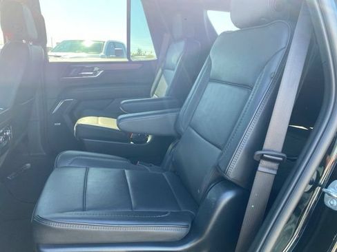 Used 2025 GMC Yukon Denali AWD/4WD image 27