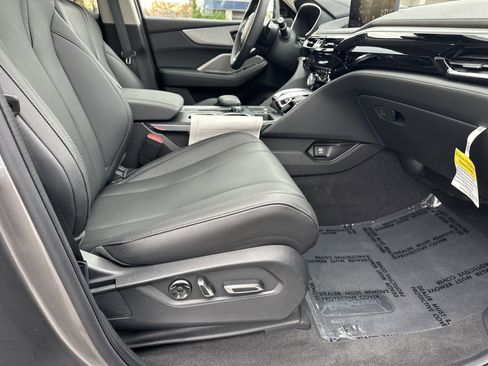 Certified 2024 Acura MDX SH-AWD image 15