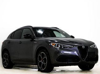 Used 2022 Alfa Romeo Stelvio Veloce video 1