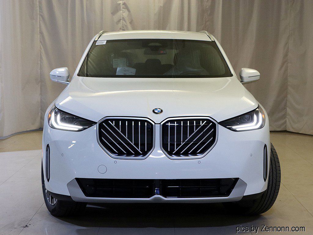 Used 2026 BMW X3 xDrive30i w/ Premium Package AWD/4WD image 3
