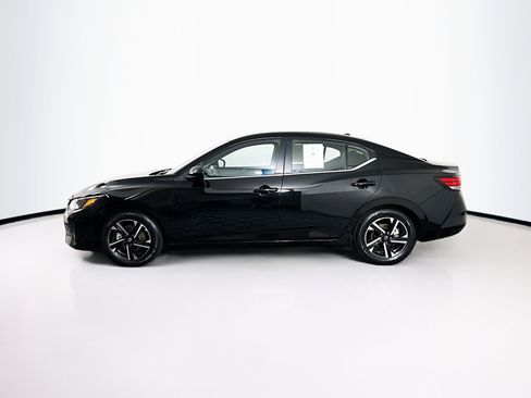 Used 2025 Nissan Sentra SV FWD image 4