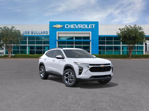New 2026 Chevrolet Trax LT w/ Driver Confidence Package image 35