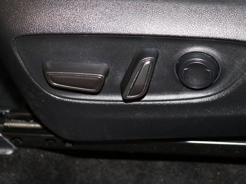 Used 2024 Toyota Grand Highlander AWD image 74