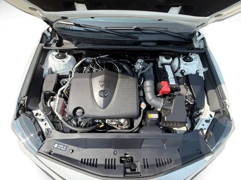 Used 2024 Toyota Camry XSE FWD image 18