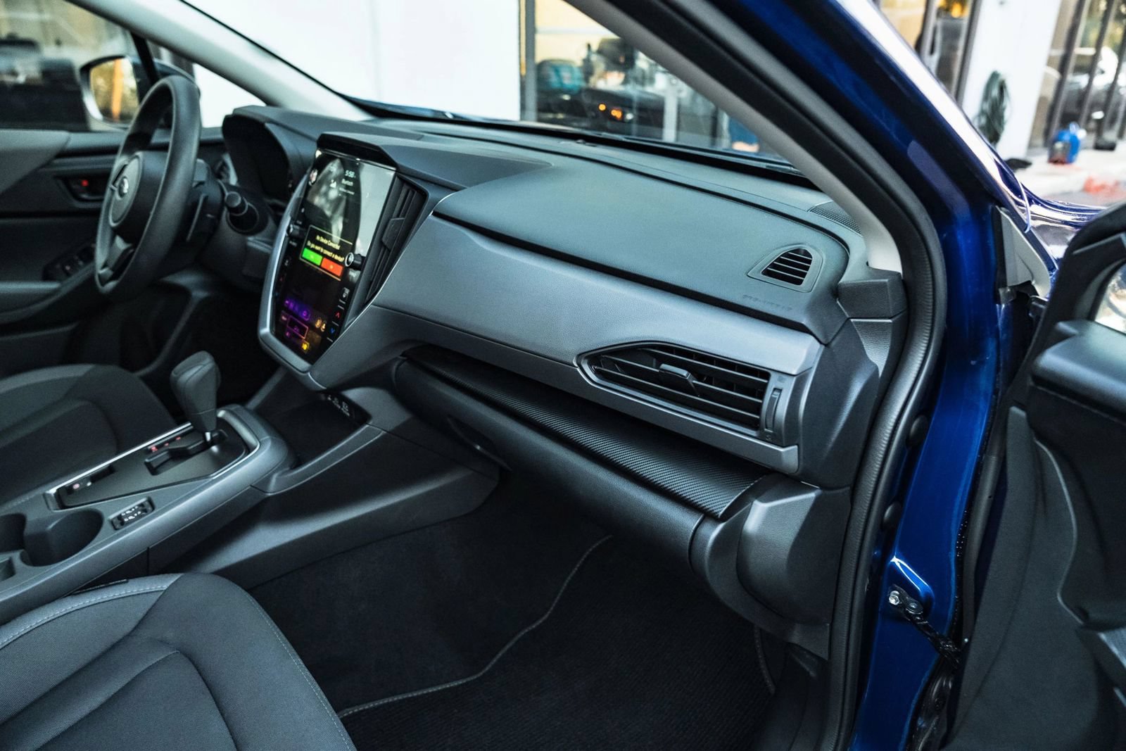 Used 2025 Subaru Crosstrek 2.5i Premium AWD/4WD image 33