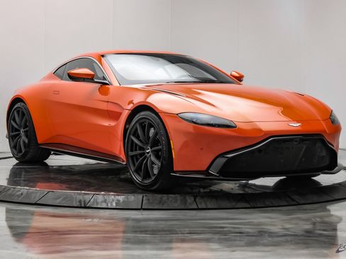 Used 2020 Aston Martin V8 Vantage Coupe RWD image 28