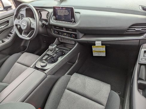 New 2025 Nissan Rogue SV image 28