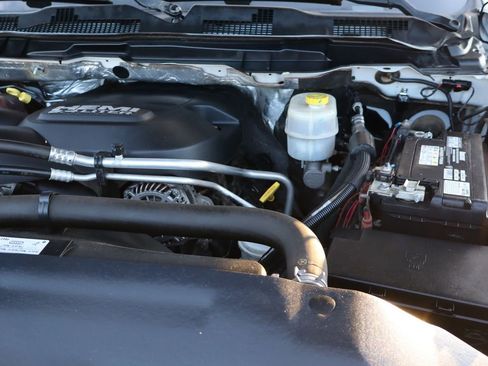 Used 2017 RAM 3500 Tradesman w/ Popular Equipment Group image 38