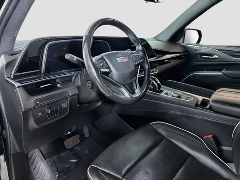 Used 2021 Cadillac Escalade Sport RWD image 23