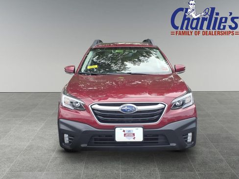 Certified 2022 Subaru Outback Premium AWD/4WD image 2