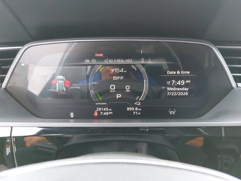 Used 2024 Audi Q8 e-tron Premium AWD/4WD image 20
