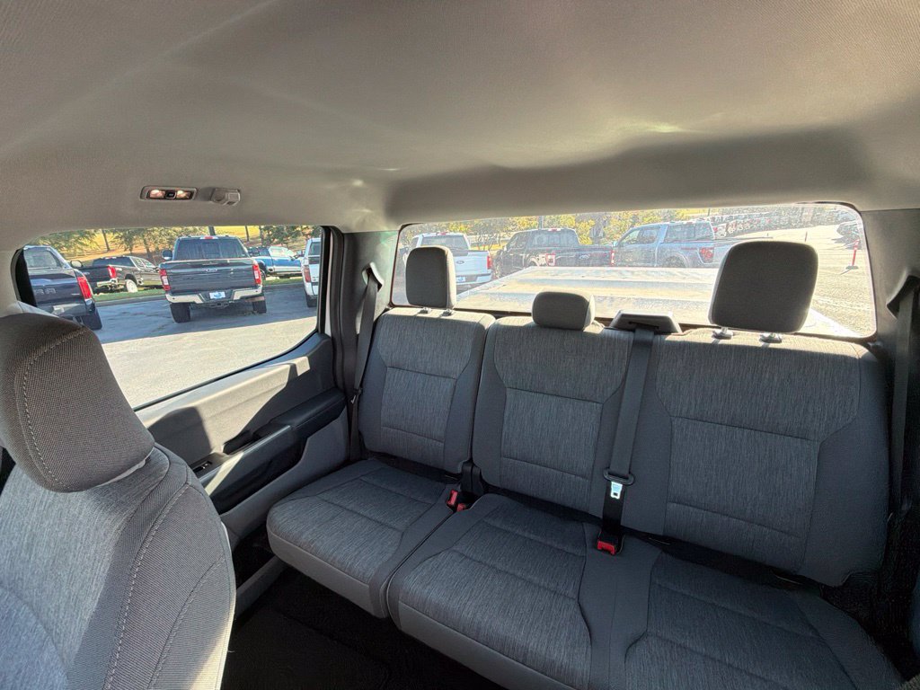 Used 2023 Ford F250 XL w/ STX Appearance Package AWD/4WD image 13