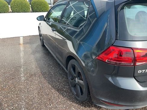 Used 2015 Volkswagen GTI S image 7