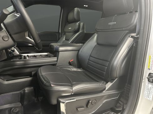 Used 2026 Ford F250 Platinum AWD/4WD image 9
