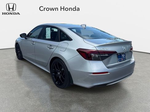 Used 2025 Honda Civic Sport image 3