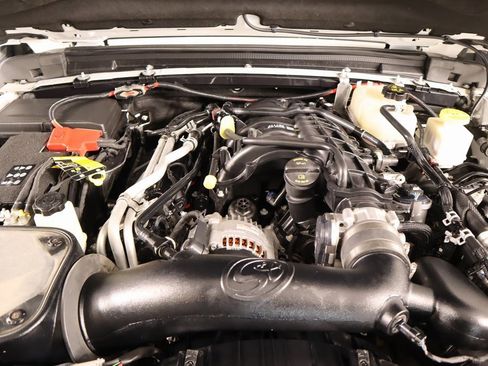 Used 2023 Jeep Gladiator Mojave w/ LED Lighting Group image 19