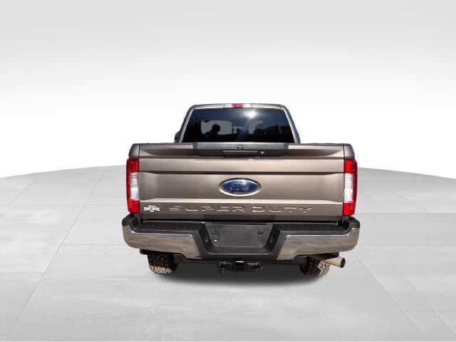Used 2019 Ford F250 XL w/ STX Appearance Package AWD/4WD image 4