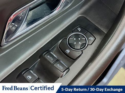 Used 2016 Ford Taurus Limited image 8