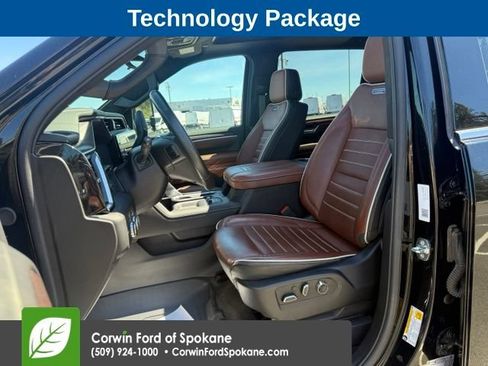 Used 2026 GMC Sierra 3500 Denali Ultimate w/ LPO, GMC Protection Package AWD/4WD image 2