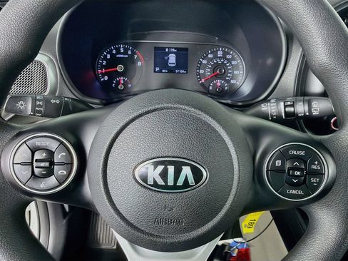 Used 2021 Kia Soul LX FWD image 16